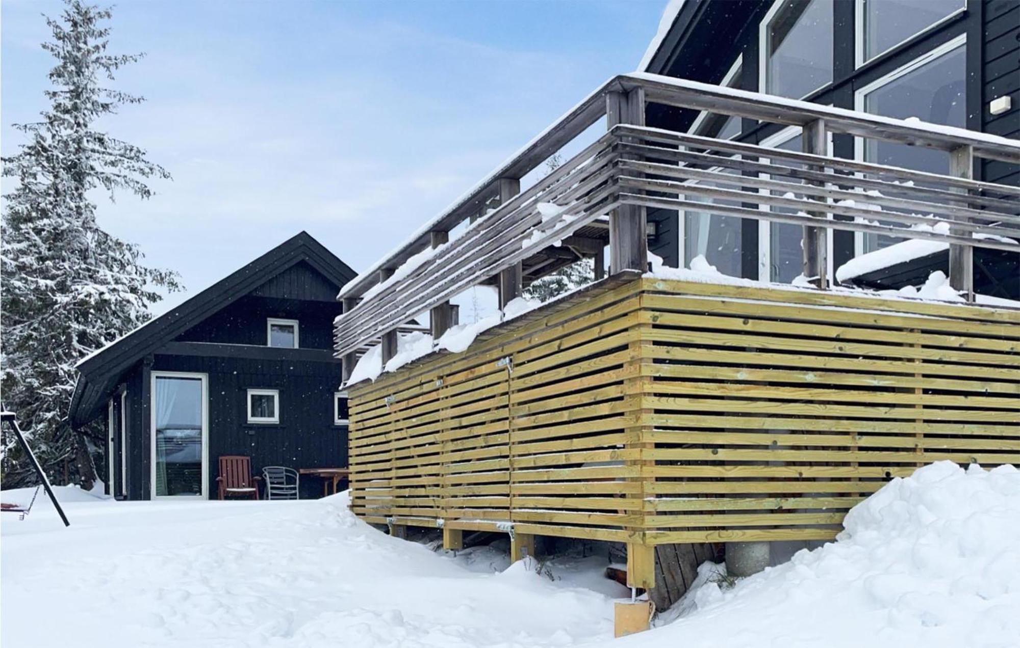 Three-Bedroom Holiday Home in Sjusjoen Eksteriør bilde
