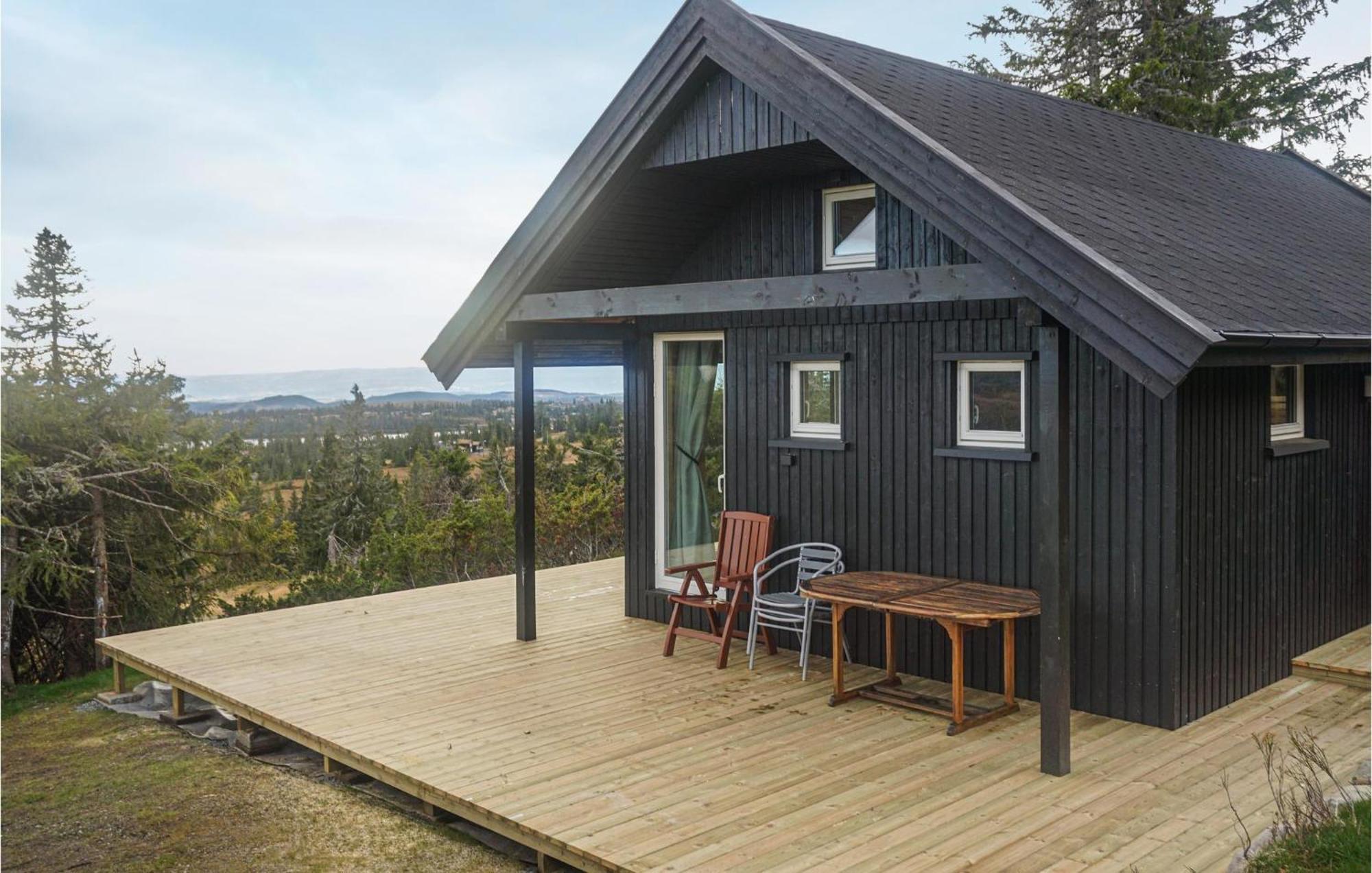 Three-Bedroom Holiday Home in Sjusjoen Eksteriør bilde