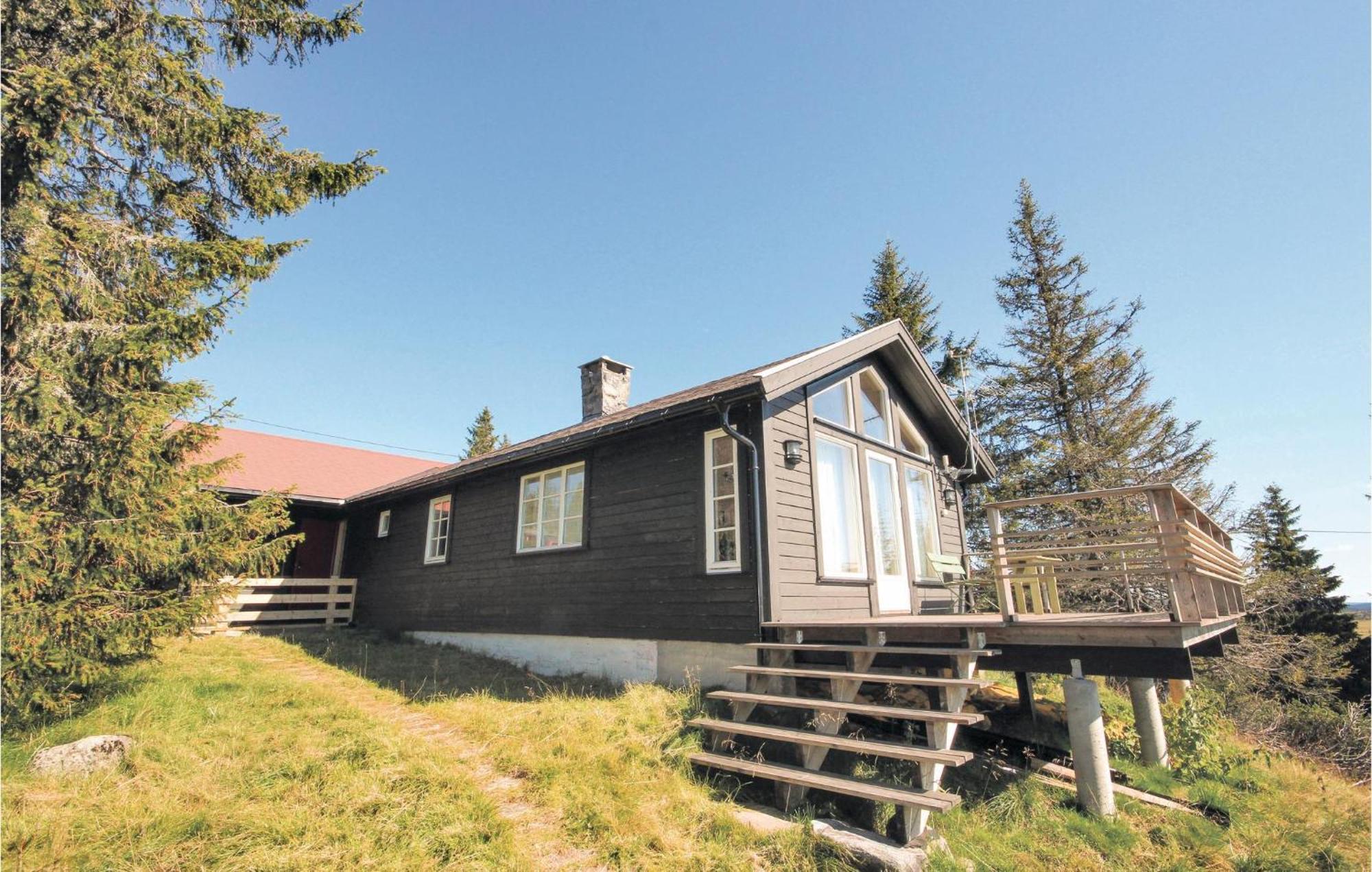 Three-Bedroom Holiday Home in Sjusjoen Eksteriør bilde